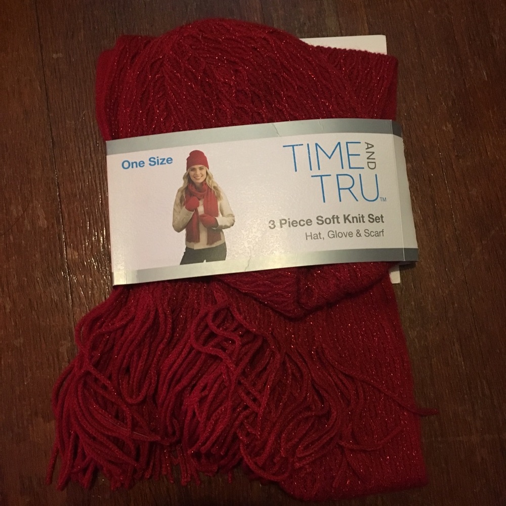 Brand new scarf and hat